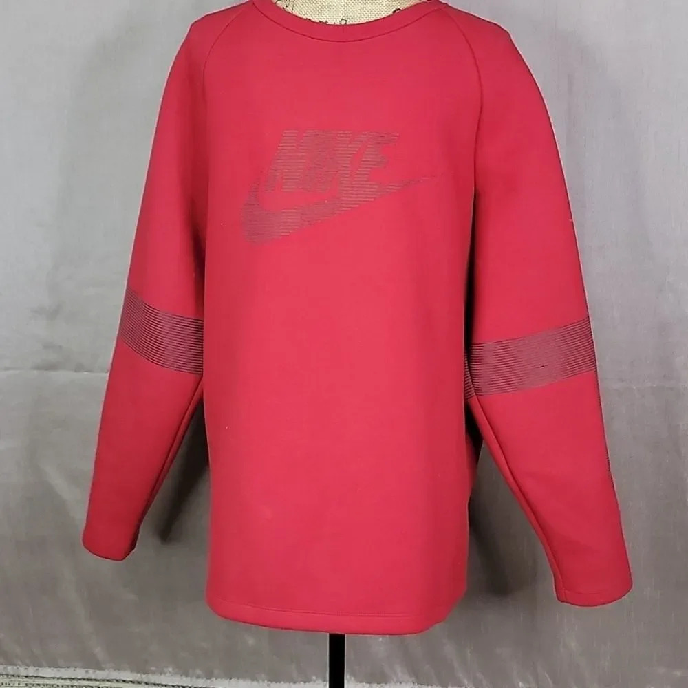 NIKE Tech Crew‎ Neck Sweatshirt Size Large